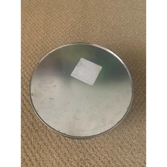 Yellow Poinsettia Vintage Cookie Tin // Judy Hand Creative Connection - Picture 4 of 7